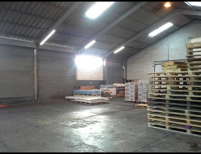 930M² FACTORY TO LET IN EPPING INDUSTRIAL